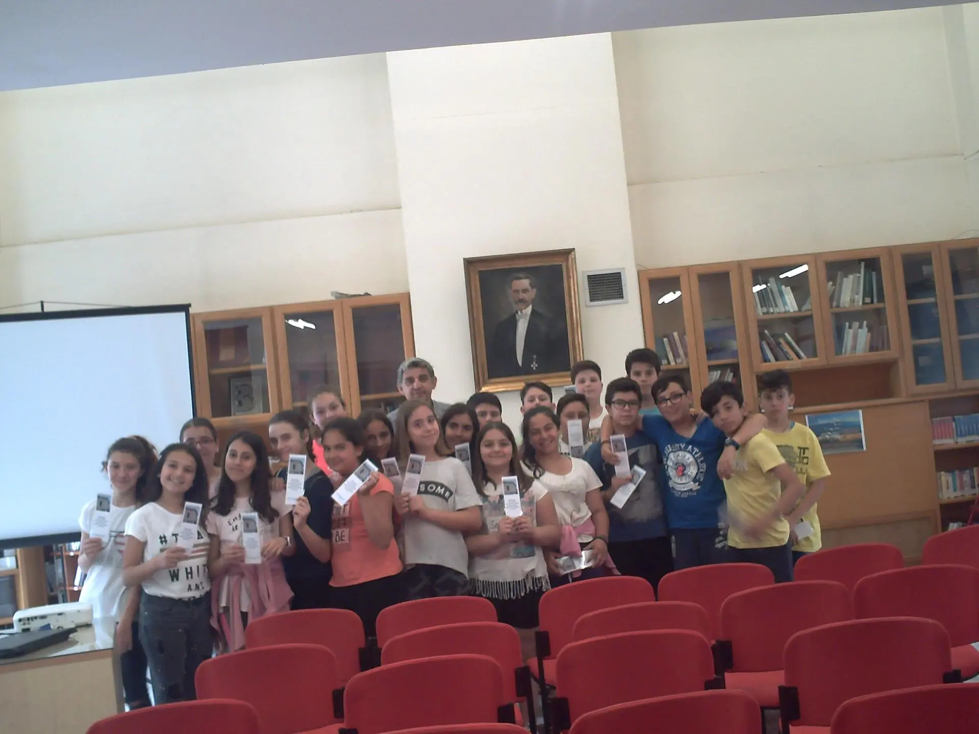 Το ΣΤ3 από το 2ο Δ.Σ. Πύργου στη Βιβλιοθήκη μας 5 Το ΣΤ3 από το 2ο Δ.Σ. Πύργου στη Βιβλιοθήκη μας