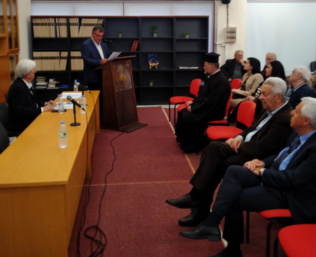 Δημόσια Κεντρική Βιβλιοθήκη Πύργου "Εκατό χρόνια ζωής" 2 Δημόσια Κεντρική Βιβλιοθήκη Πύργου "Εκατό χρόνια ζωής"