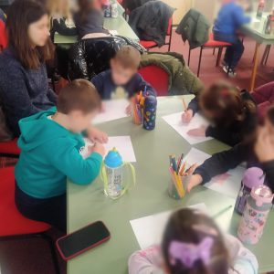 Μια μαγική εξερεύνηση στη Βιβλιοθήκη μας από τους μικρούς μαθητές του 4ου Νηπιαγωγείου Πύργου! 7 Μια μαγική εξερεύνηση στη Βιβλιοθήκη μας από τους μικρούς μαθητές του 4ου Νηπιαγωγείου Πύργου!