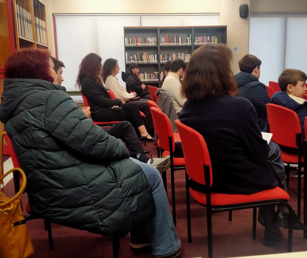 Εκδήλωση επαγγελματικού προσανατολισμού στη Δημόσια Κεντρική Βιβλιοθήκη Πύργου 2 Εκδήλωση επαγγελματικού προσανατολισμού στη Δημόσια Κεντρική Βιβλιοθήκη Πύργου