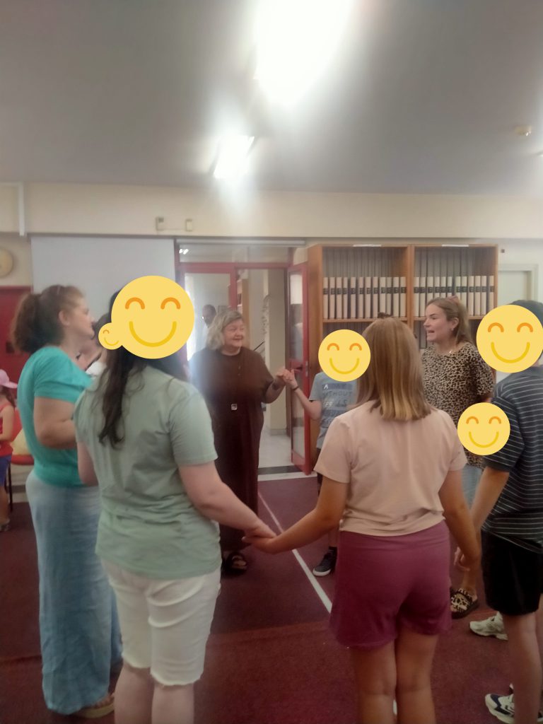 «STEP FORWARD – Ένα βήμα στη θέση του άλλου». 2 «STEP FORWARD – Ένα βήμα στη θέση του άλλου».